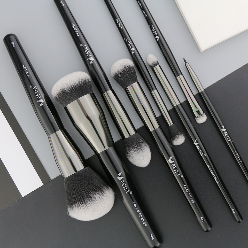 kabuki makeup brush set