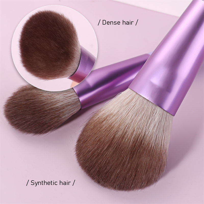 juego de brochas de maquillaje con purpurina